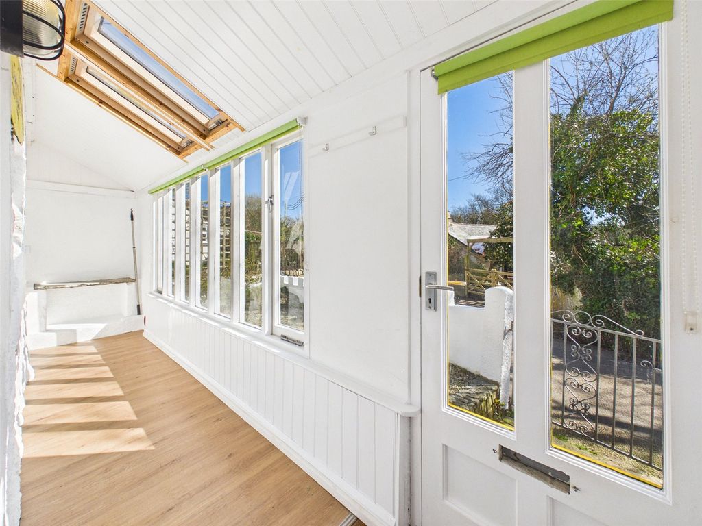 Property photo 3 of 23 Picture No. 20