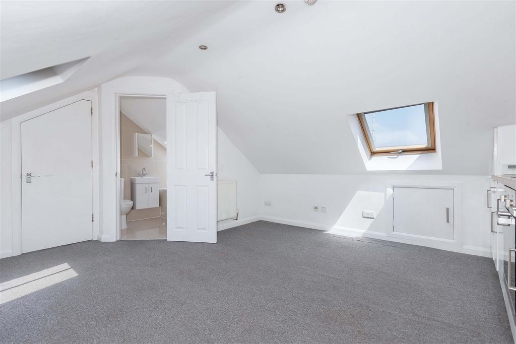 Property photo 3 of 6 South St_4.Jpg