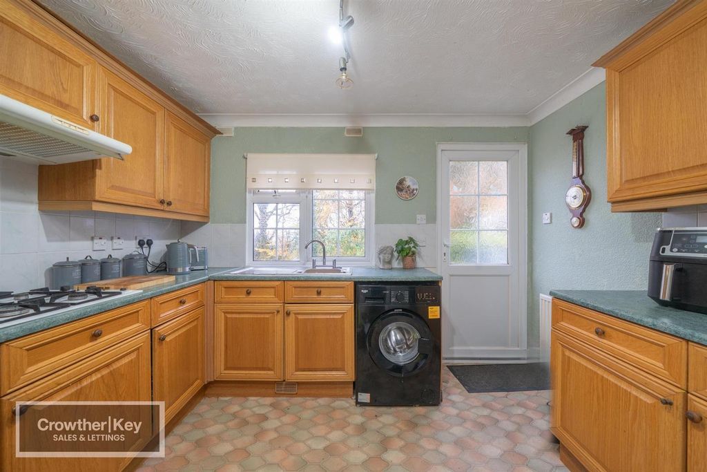 Property photo 3 of 12 20251104-Dsc00324-Edit.Jpg