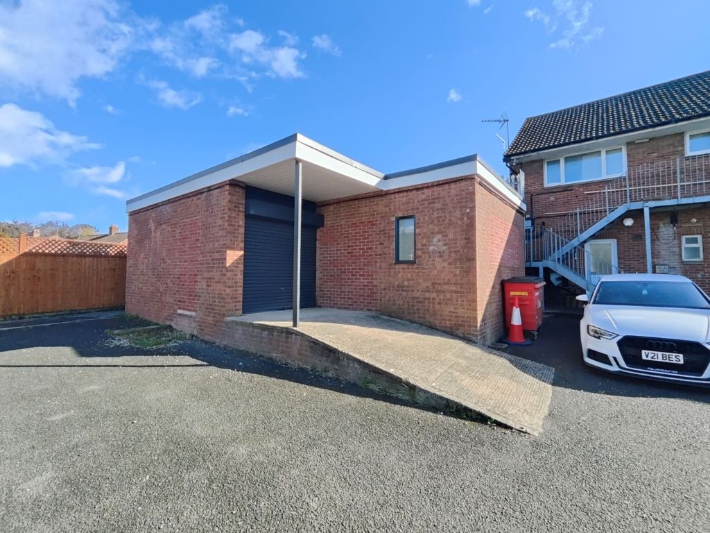 Property photo 2 of 10