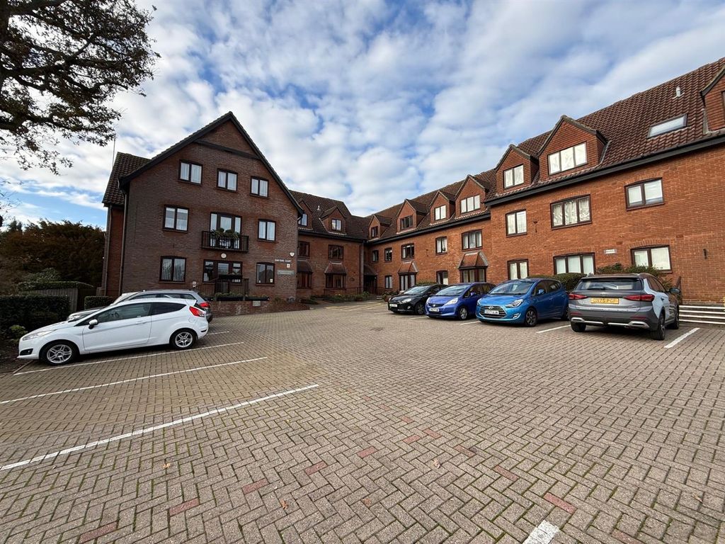 Property photo 1 of 9 Front.Jpg