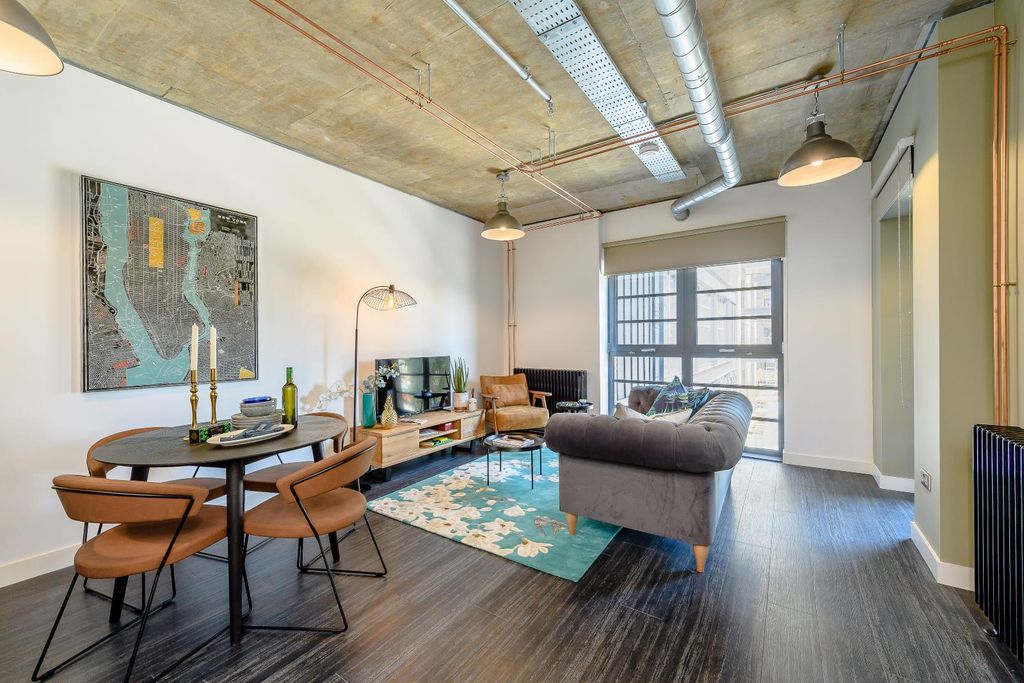 Property photo 1 of 17 1.Jpg