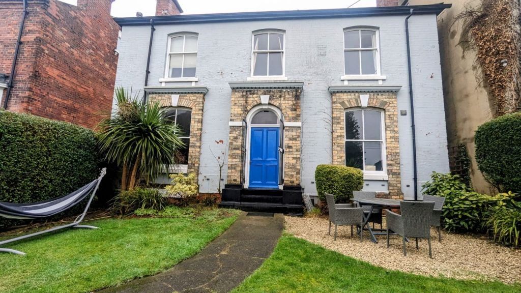 Property photo 1 of 10