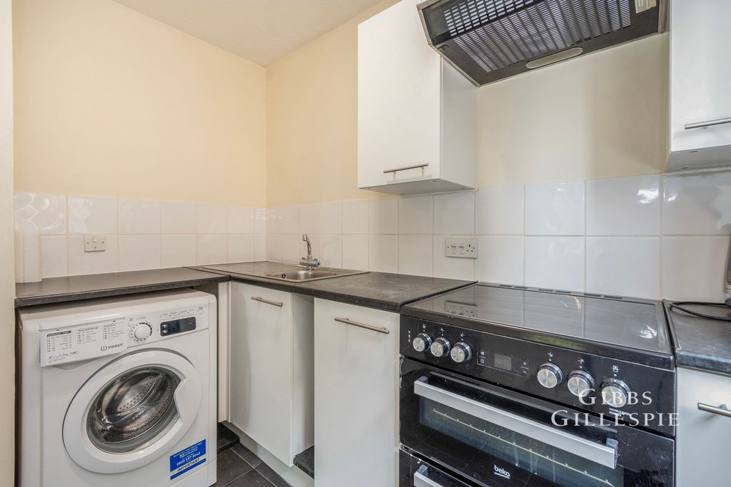 Property photo 3 of 16 Pbox-Img.Jpg