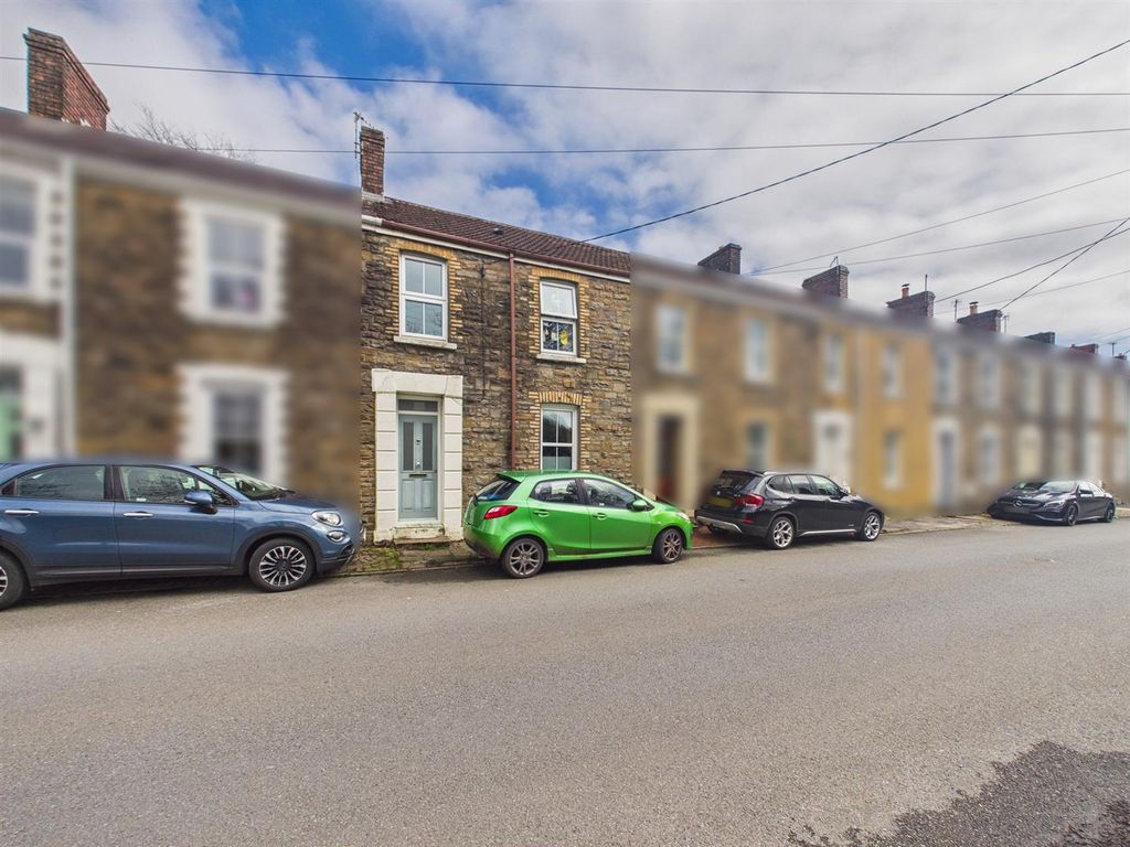 Property photo 2 of 23 Front.Jpg