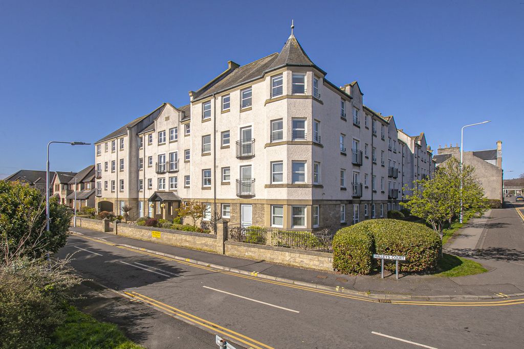 Property photo 1 of 27