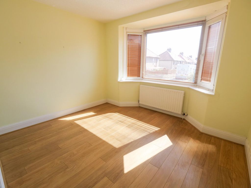 Property photo 3 of 12 Dining Room