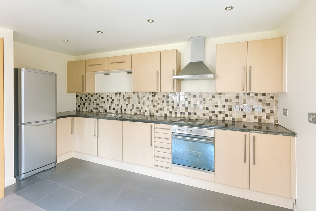 Property photo 3 of 6