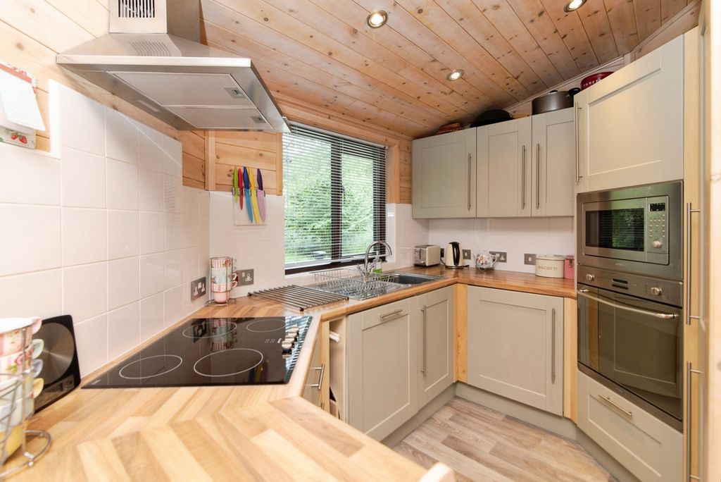 Property photo 2 of 20 Open Plan Living