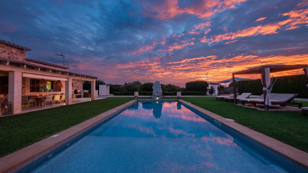 Property photo 2 of 22 02.Jpg