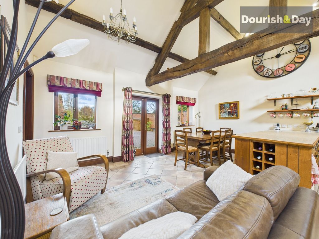 Property photo 2 of 37