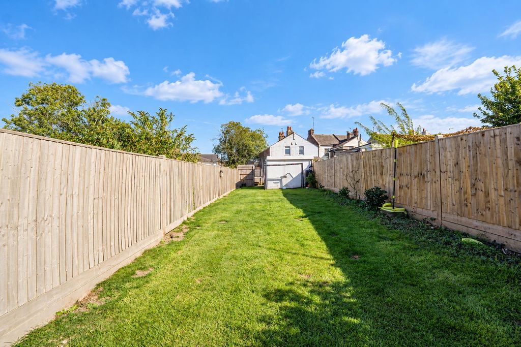 Property photo 3 of 23 449Bc485-18E7-4c3B-A1Fa-93A9Df2F85B1.Png