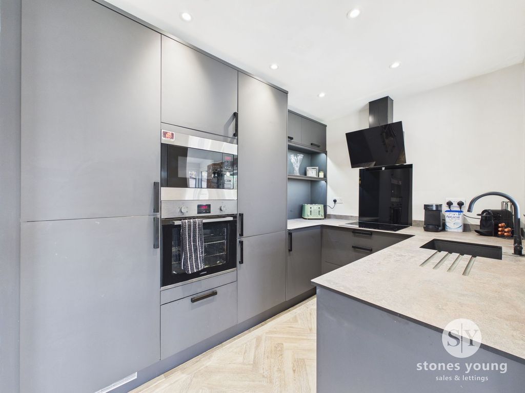 Property photo 3 of 26