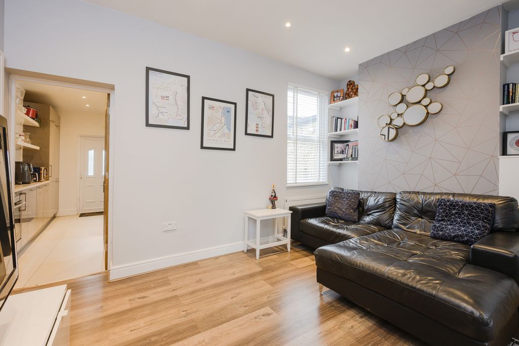 Property photo 3 of 11 Picture No. 03