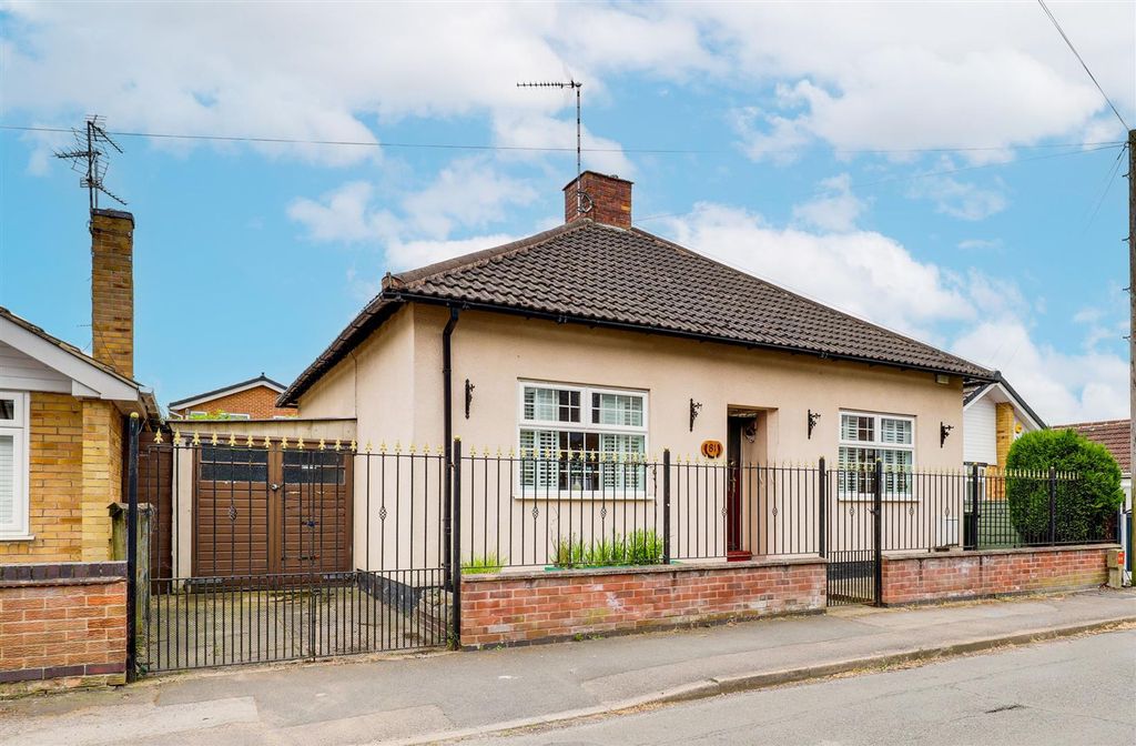 Property photo 1 of 16