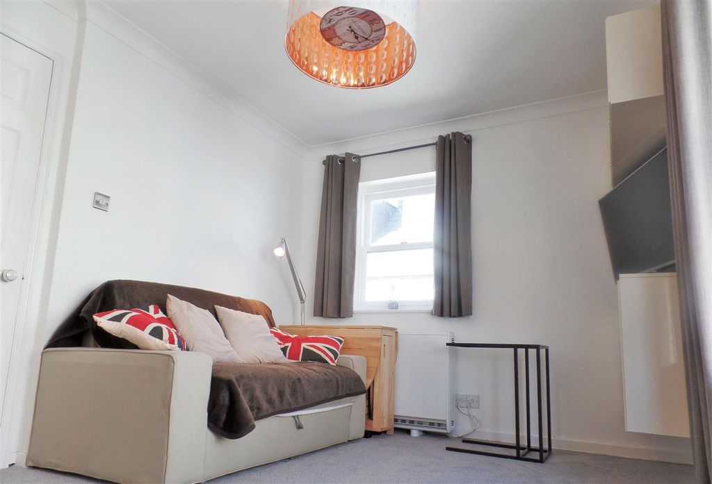 Property photo 3 of 8 Sam_1797.Jpg