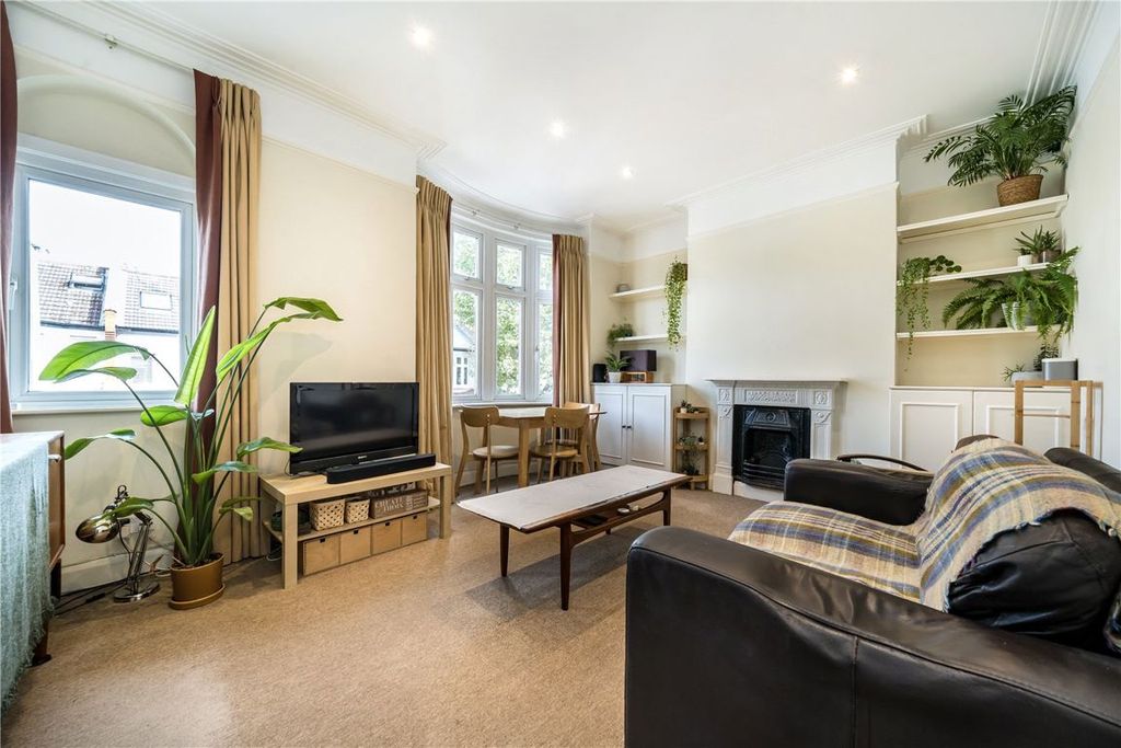 Property photo 2 of 12