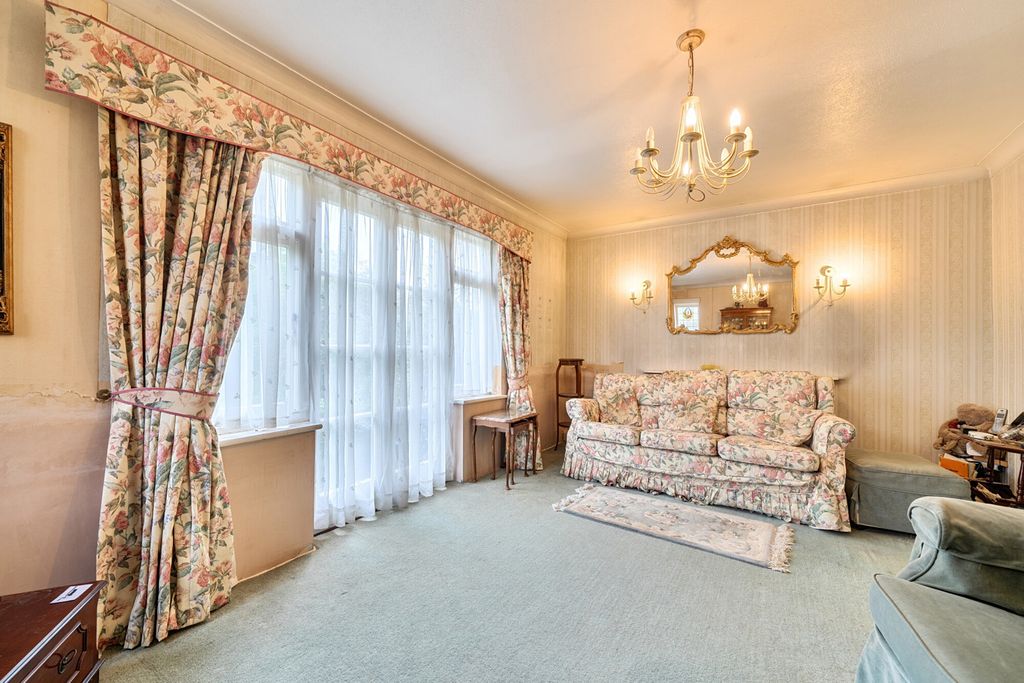 Property photo 3 of 20 1450791-12-69F0d3...