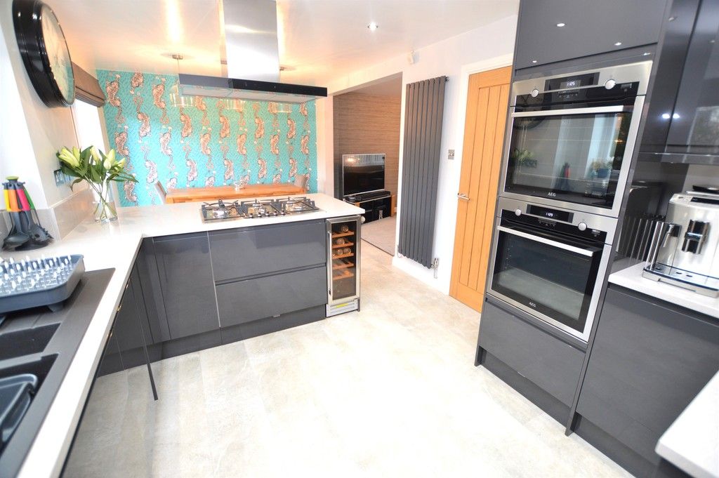 Property photo 2 of 40 Open Plan Kitchen/Diner