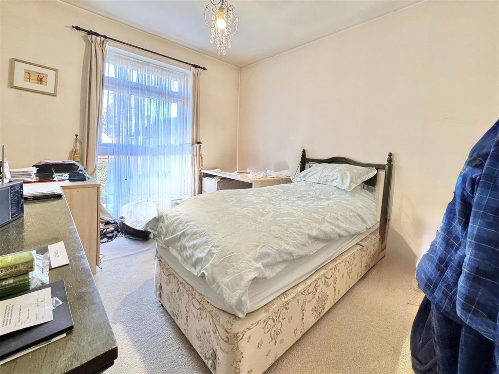 Property photo 3 of 14 Randall Court - Page Street 7.Jpg