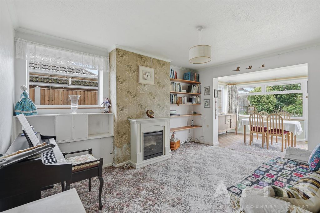 Property photo 2 of 34 Ar701402.Jpg