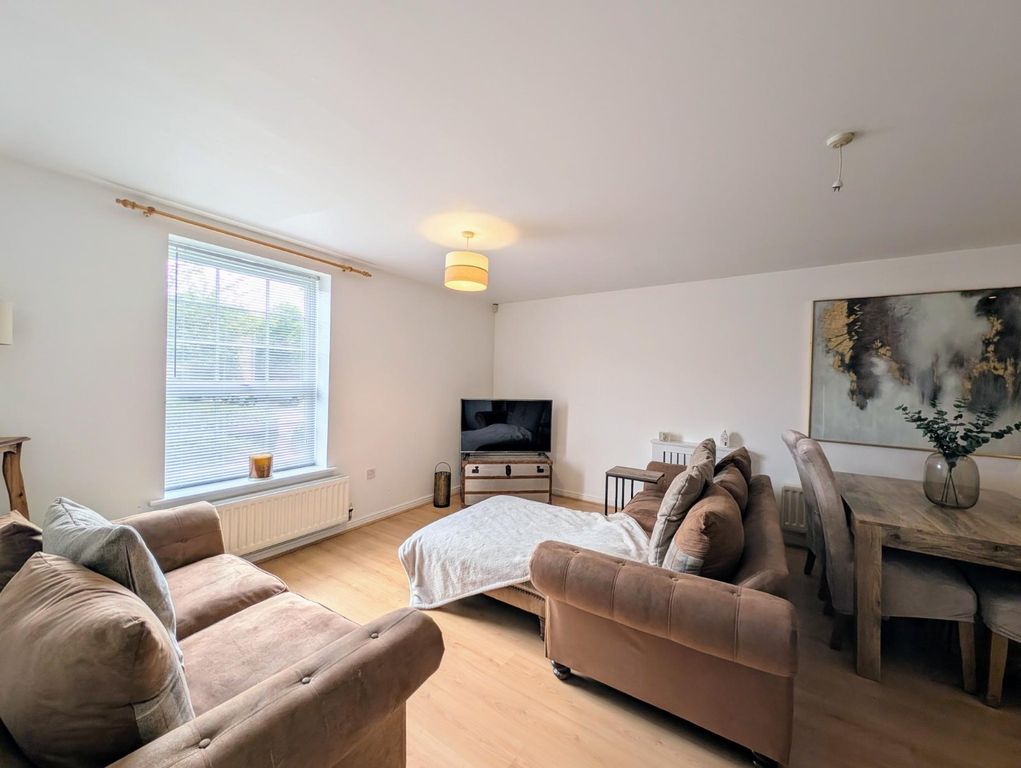 Property photo 2 of 15 Picture No. 09