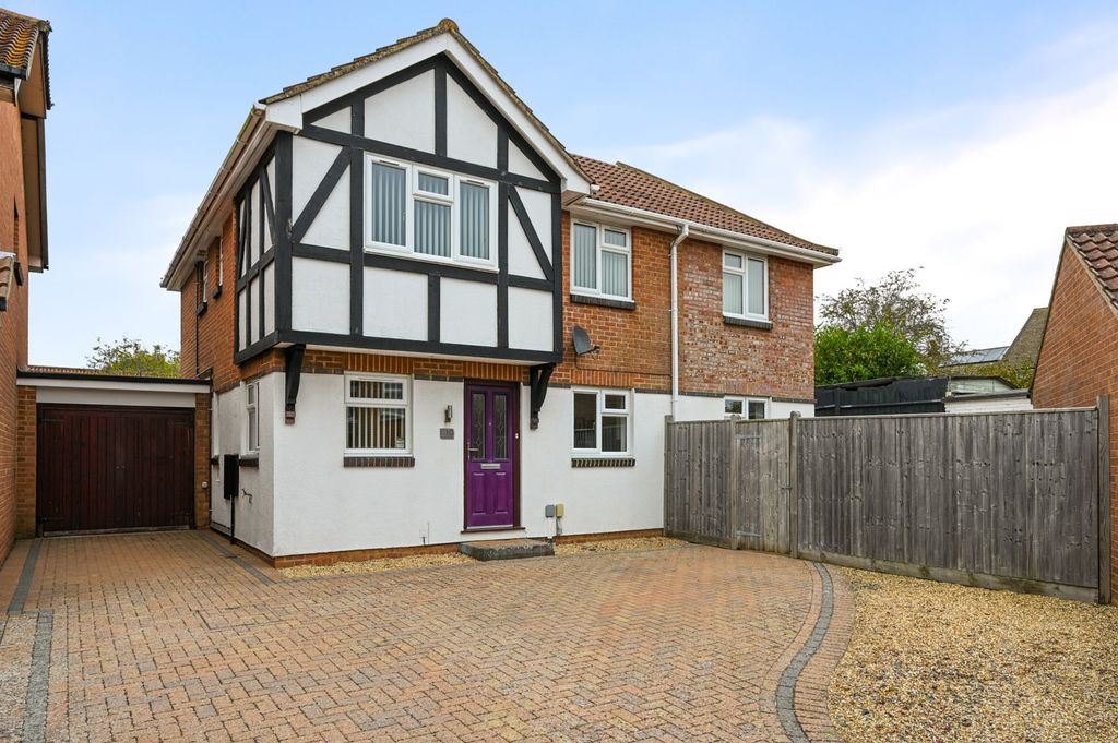 Property photo 1 of 22