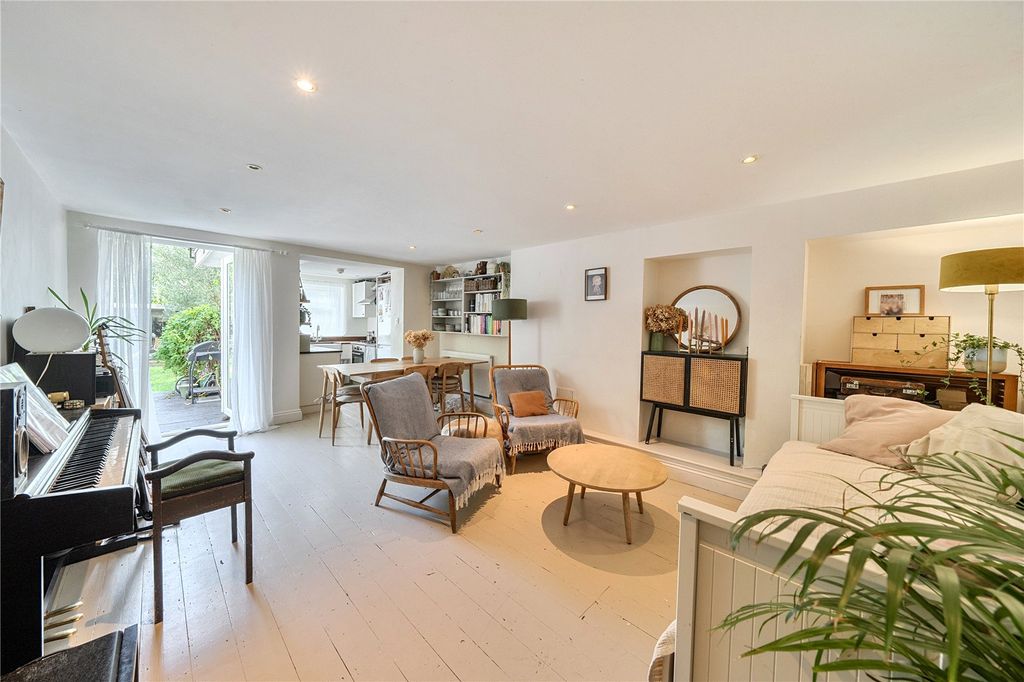 Property photo 2 of 14 Picture No. 06