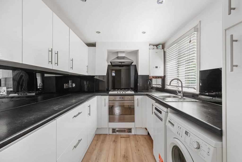Property photo 3 of 11 094A6661