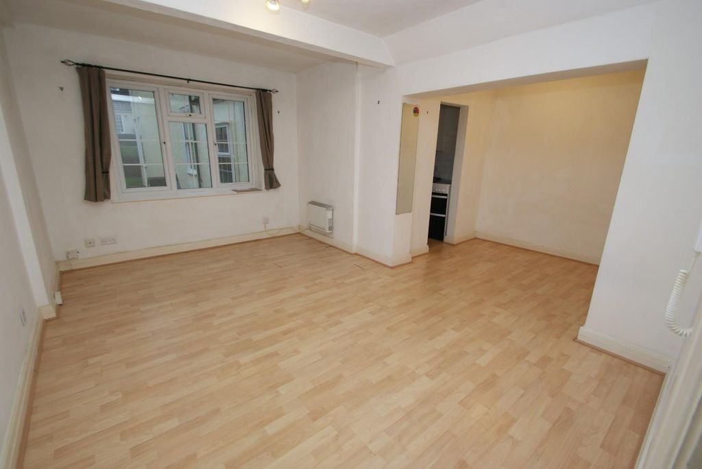 Property photo 3 of 4 2026-01-13 15.05.06.Jpg