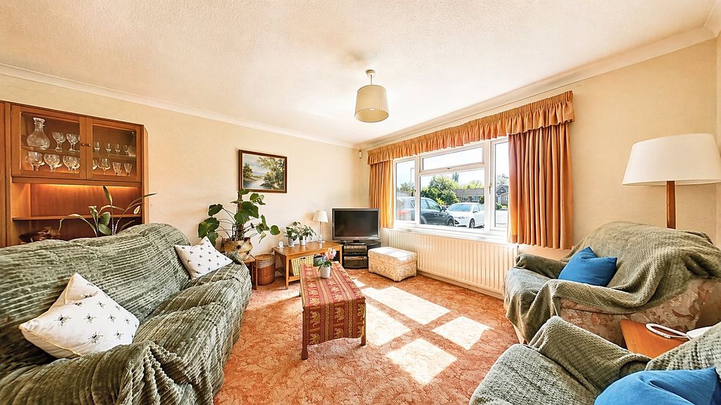 Property photo 3 of 16