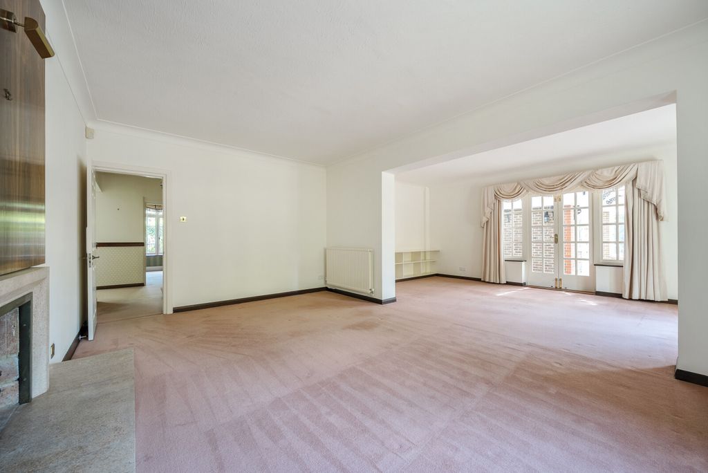 Property photo 3 of 28 1451604-16-69F0c4...