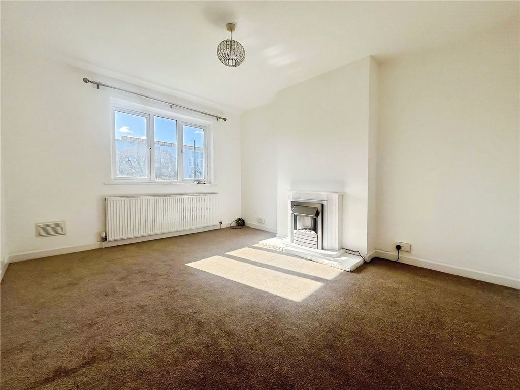 Property photo 1 of 18 Reception Room