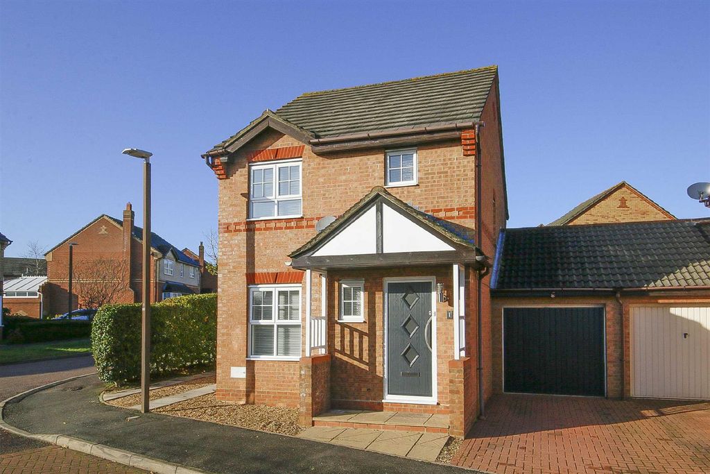 Property photo 3 of 16