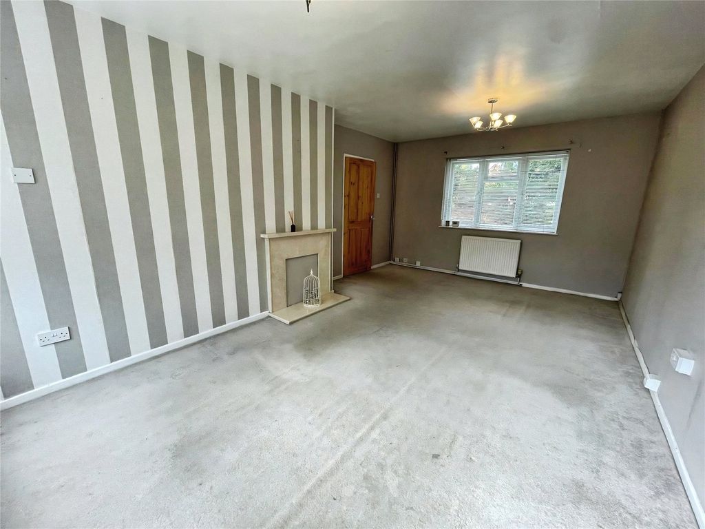 Property photo 2 of 12 Picture No. 13