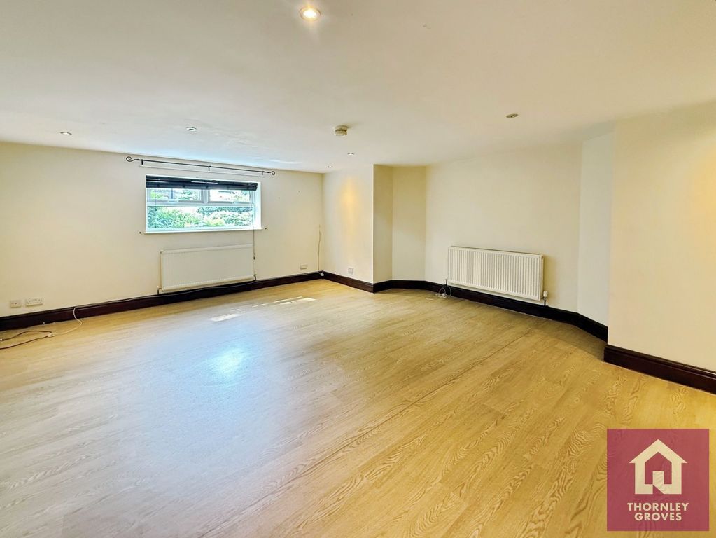 Property photo 2 of 12 Picture No. 04