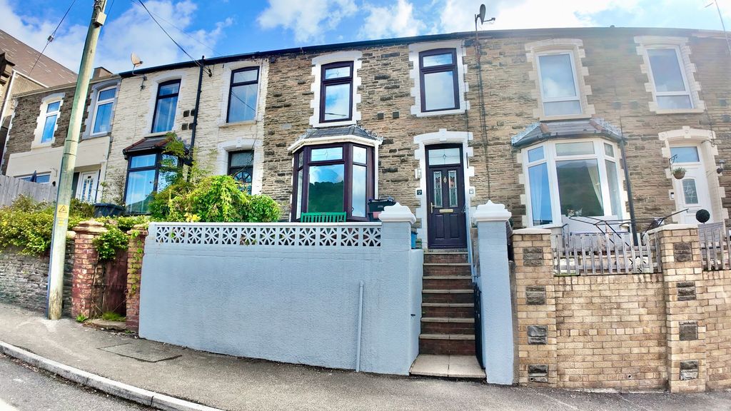 Property photo 1 of 30