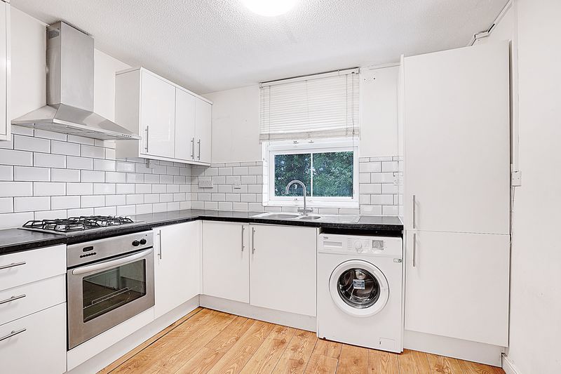 Property photo 2 of 11 Photo 16