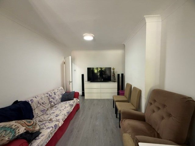 Property photo 2 of 8 8