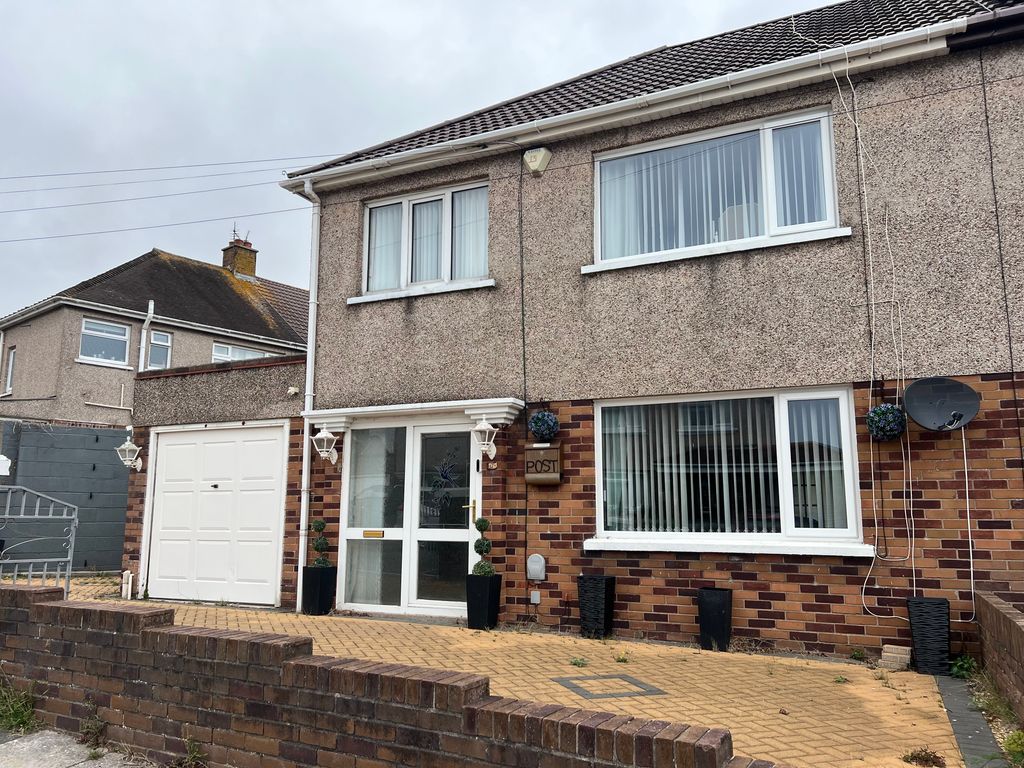 Property photo 1 of 22 Front Porthcawl Cf36