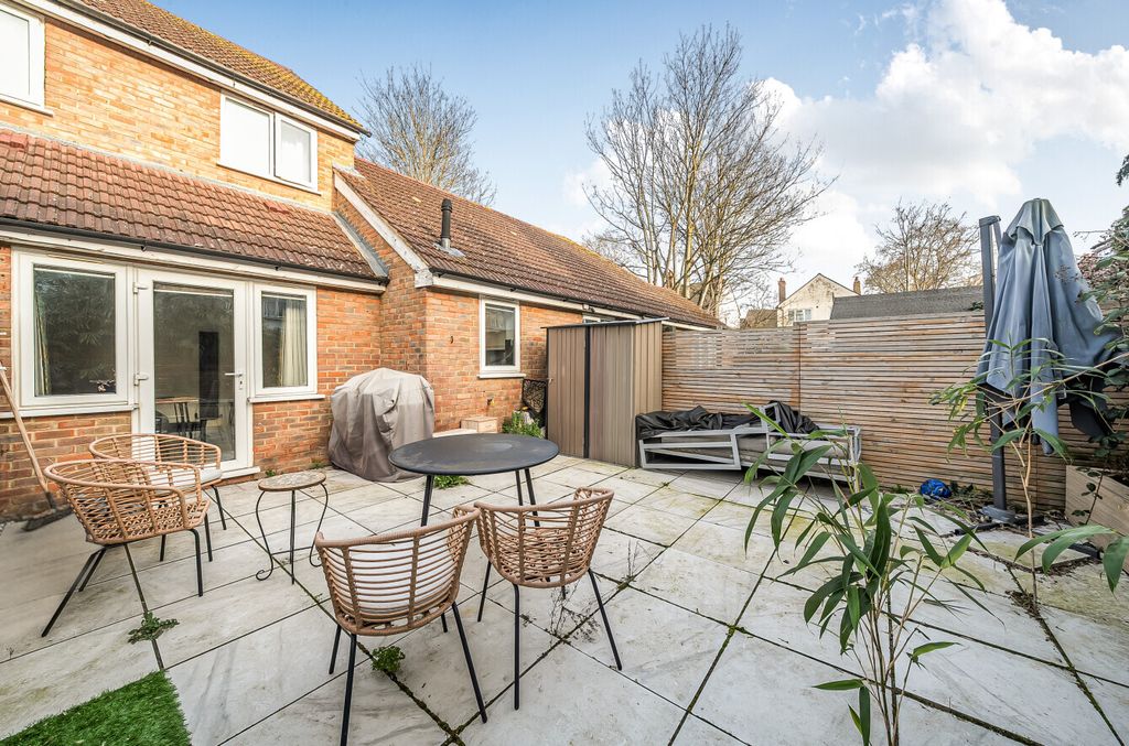 Property photo 1 of 15 Garden