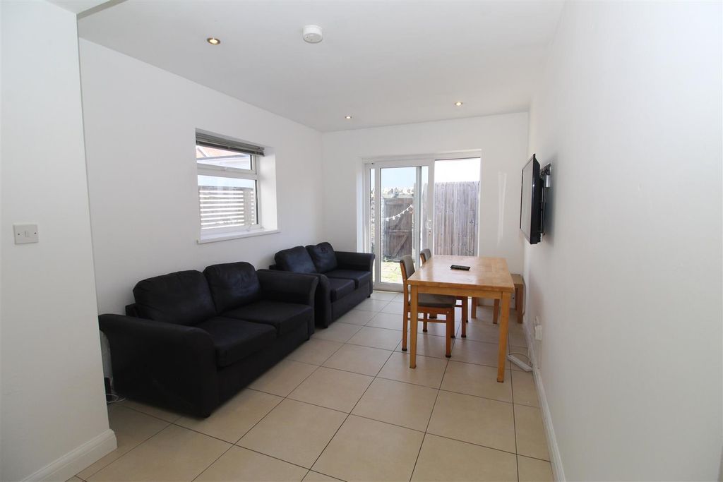 Property photo 3 of 17 Img_9170.Jpg