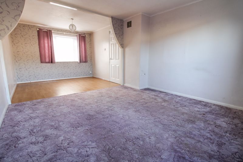 Property photo 3 of 12 Lounge/Dining Room