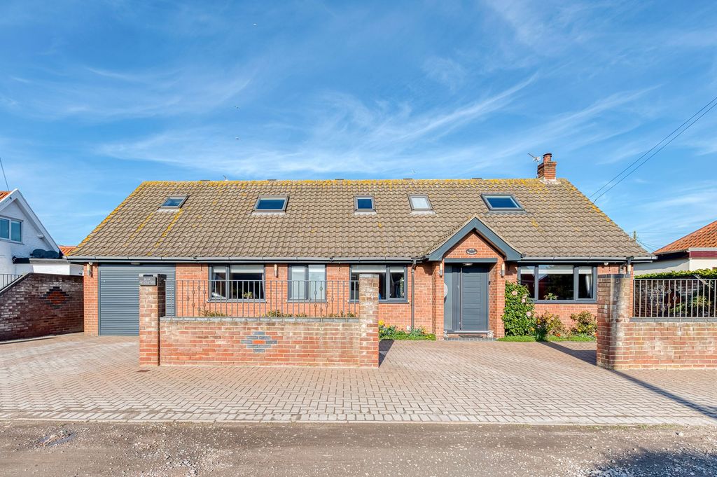 Property photo 1 of 30