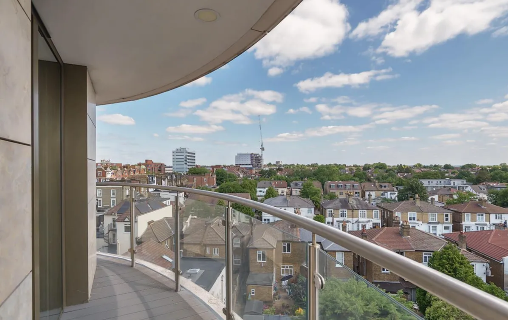 Property photo 3 of 7