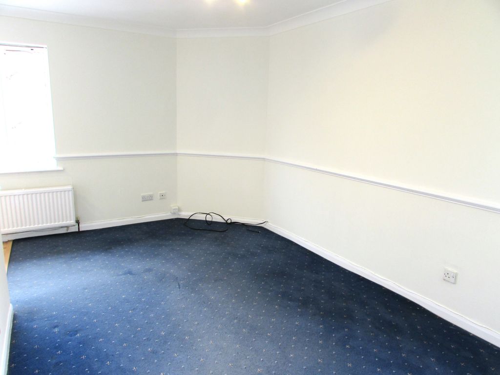 Property photo 2 of 11 Gallery