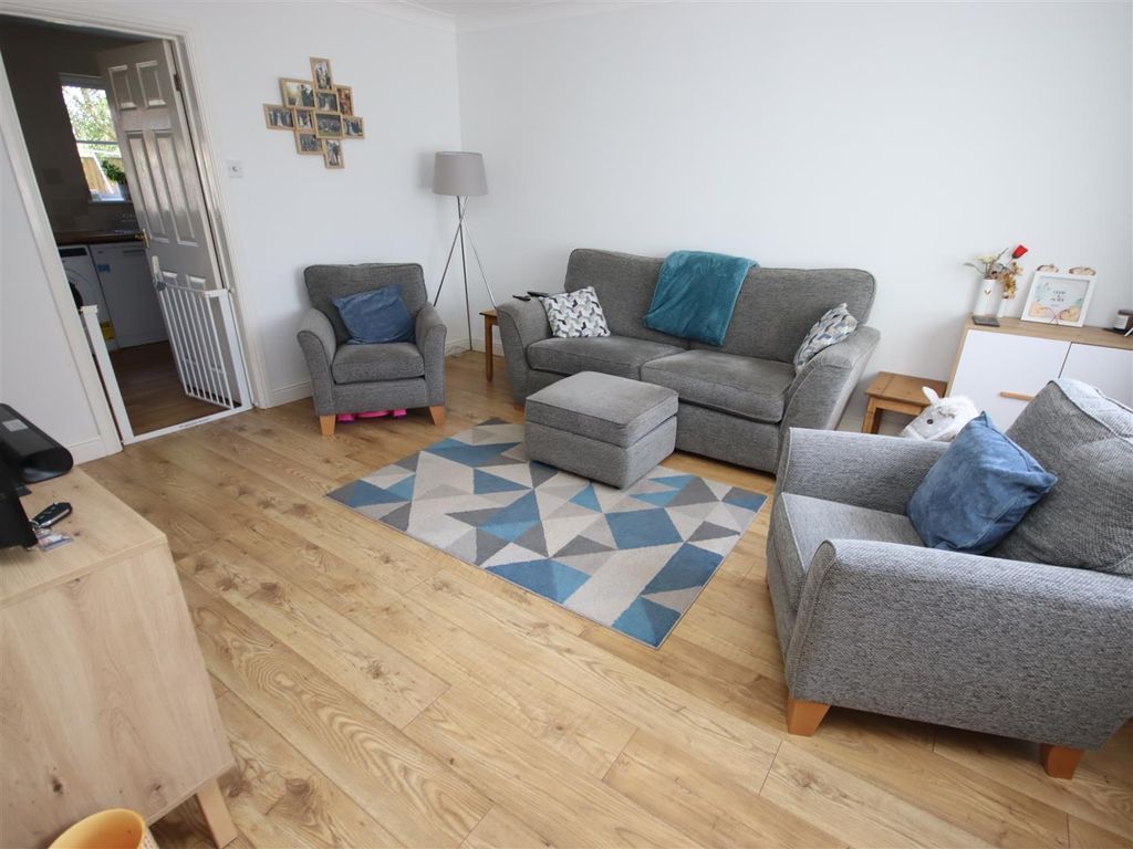 Property photo 2 of 12 Img_2357.Jpg