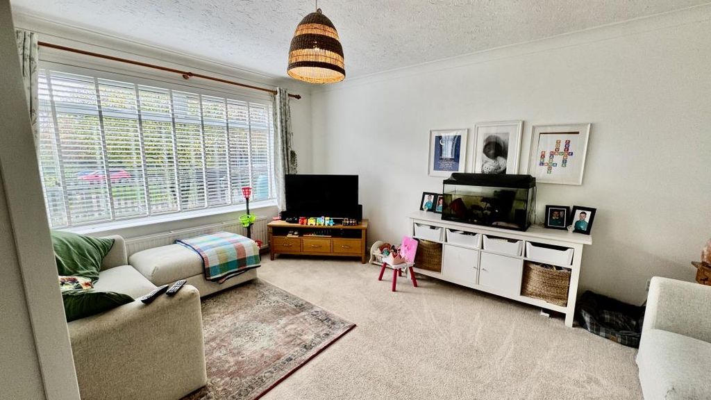 Property photo 2 of 14