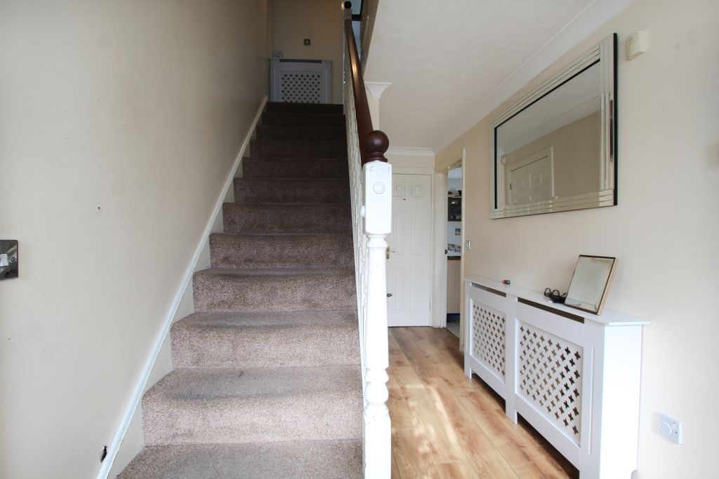 Property photo 3 of 24