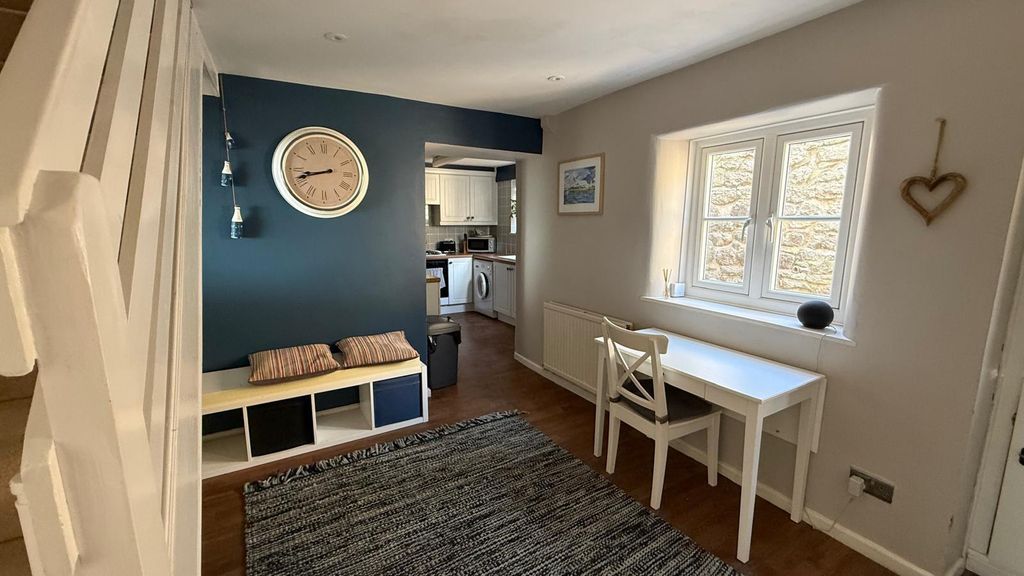 Property photo 3 of 16 Dining Room